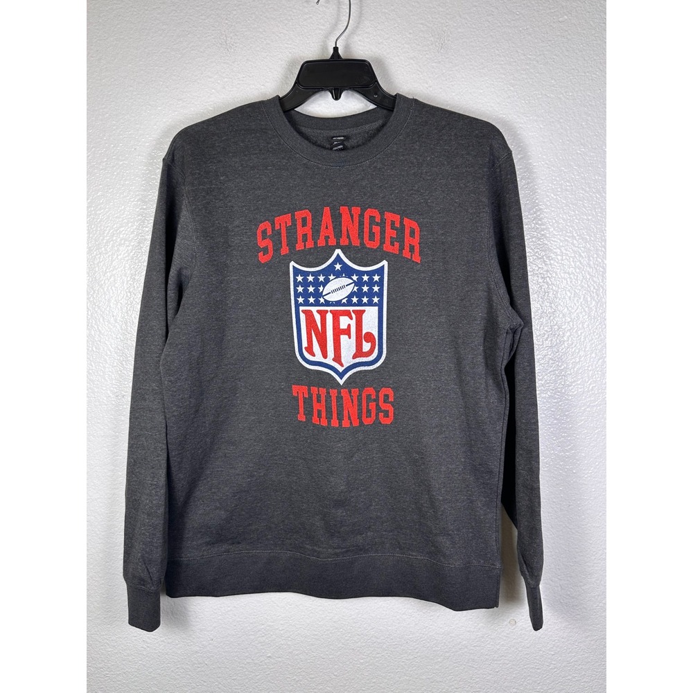 NFLβ x Stranger Things Eleven 11 Sweatshirt Womens Large Gray Crewneck NWT